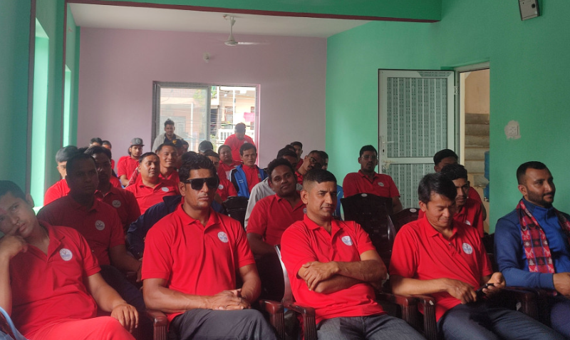 मकवानपुरमा आधारभूत भलिबल रेफ्री तालिम सम्पन्न