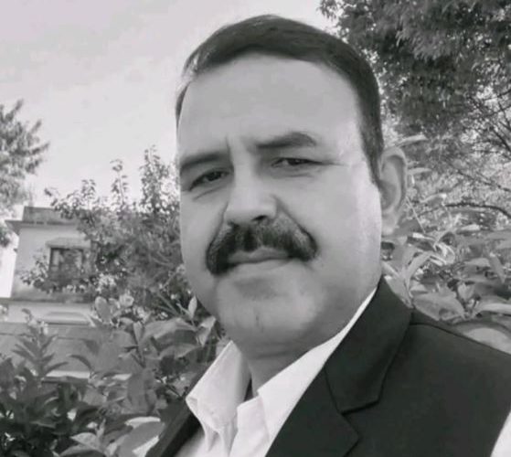 दमक नगरपालिकाका कानुन अधिकृत माधव बस्नेतको सडक दुर्घटनामा निधन