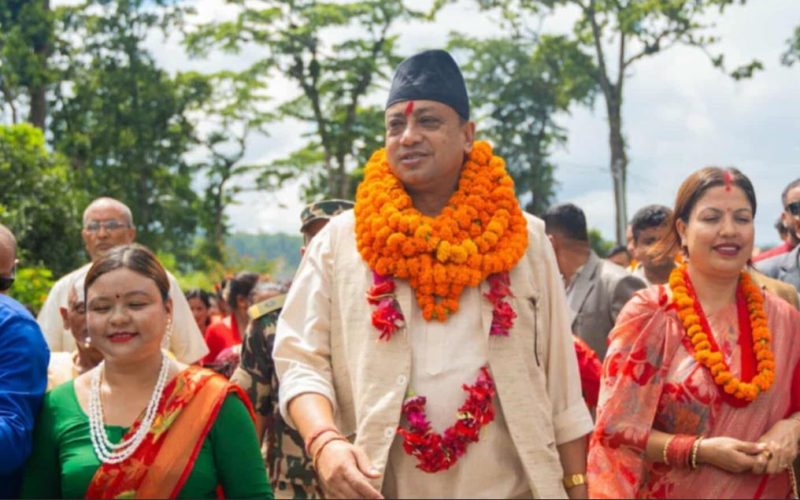 आफू निर्वाचित क्षेत्रमा गएर मुख्यमन्त्री बानियाँले भने: तपाईहरुकाे भाेटकाे सम्मान गर्दै जनमुखी काम गर्छु