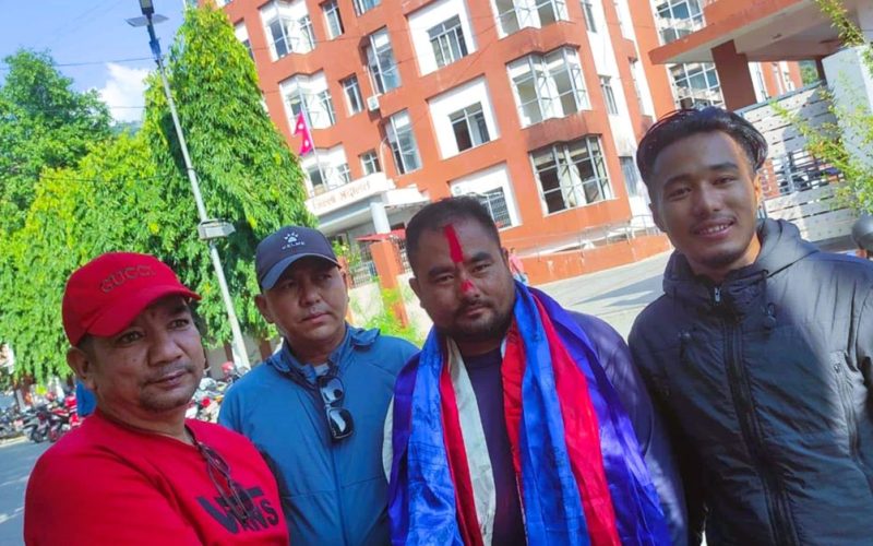 भू–माफिया विरुद्धको संघर्षका अभियन्ता विजय जिम्बा रिहा, समर्थकद्वारा खुला आकाशमुनि स्वागत