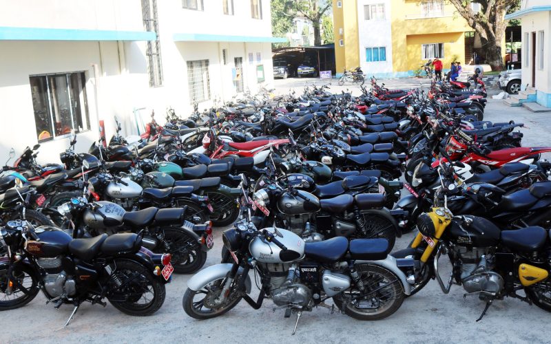 काठमाडौँ र कास्कीमा ३०४ वटा मोटरसाइकल नियन्त्रणमा: स्वरूप परिवर्तन र ध्वनी प्रदूषणमा संलग्नहरू विरुद्ध कडा कारवाही