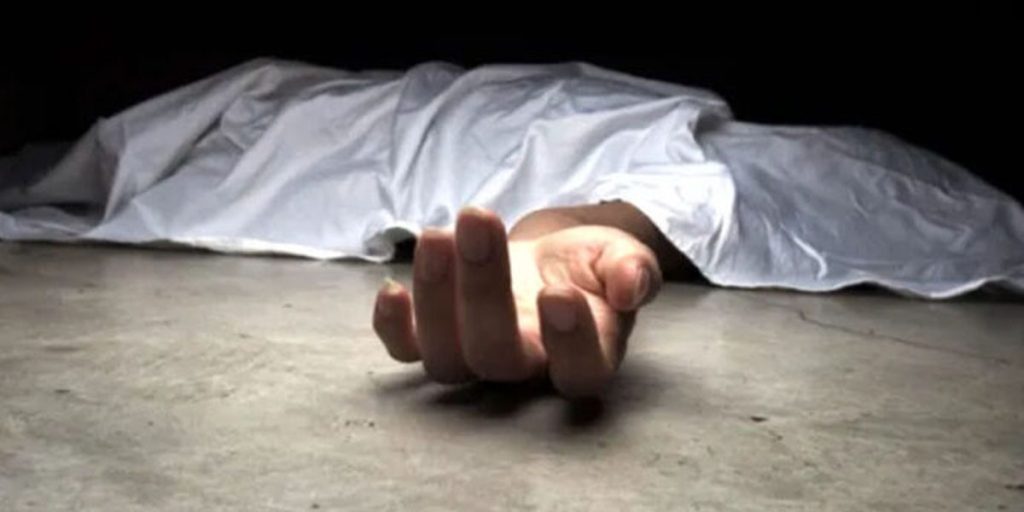 मकवानपुरको मनहरीमा घाँस काट्ने क्रममा करेन्ट लागेर ५० वर्षीय हिरा गोतामेको मृत्यु