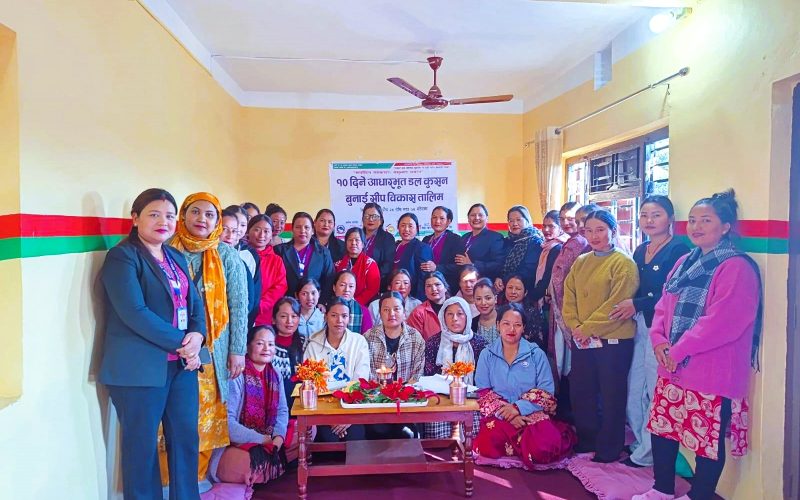 महिला सेवा साकोसद्वारा १० दिने डल कुसन बनाउने तालिम सुरु