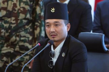 धादिङबाट पोखरा जाँदै गरेको विद्युतीय माइक्रोबस दुर्घटना,तीन जनाको मृत्यु,आठ घाइते