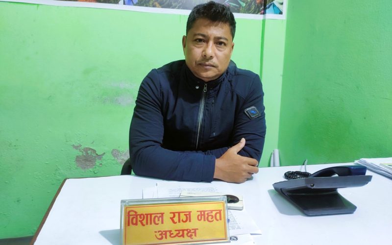 विशालराज महतले उठाए हेटौंडा अस्पतालको जीर्ण सडकको विषय : “बिरामीले उपचारभन्दा बढी सडकको पीडा भोगिरहेका छन्”