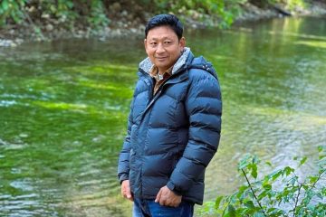 “सत्ता बाहिर आदर्श, सत्तामा पुगेपछि सुविधा खोज्ने प्रवृत्ति दोहोरो चरित्र” — वडाध्यक्ष फुर्बा दोर्जे लामा