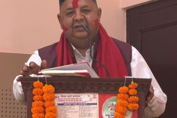 “आकाश भएर पनि कुवा बनेर बाँच्नुपर्ने…” : महिला अधिकार दिवसमा मेयर मीनाकुमारी लामाले सार्वजनिक गरिन् आफ्ना पुराना भावना र कविता