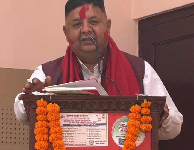 नारायणी पेट्रोलियम विक्रेता सङ्घको अध्यक्षमा उत्सव इटेनी पुनः निर्विरोध, पत्रकार दाहाल र विष्ट सम्मानित