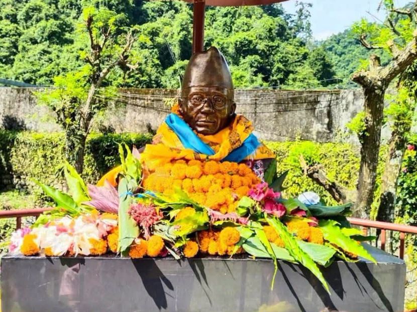 कृष्ण मावि भैँसेमा स्व. तुल्सी थापाको शालिक अनावरण, स्मृतिमा राष्ट्रिय कविता प्रतियोगिता सम्पन्न