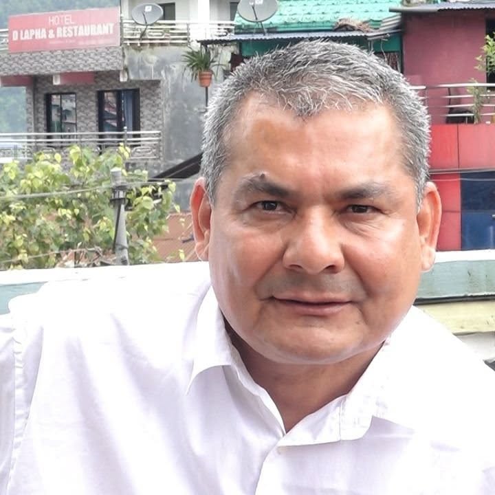 बाढी–पहिरो पीडितको उद्धारमा सरकारमाथि दुर्गा प्रसाईंको प्रश्न : ‘सरकार हराएको सूचना!’